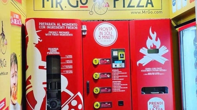 Hot and Fresh: Revolutionizing Pizza with Vending Machines
