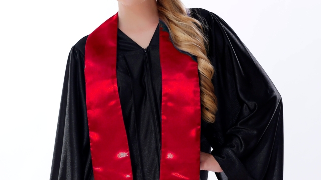 Glamorous Graduation Stoles: Stand Out on Your Big Day!